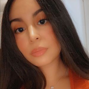 Meet your Posher, Daiana